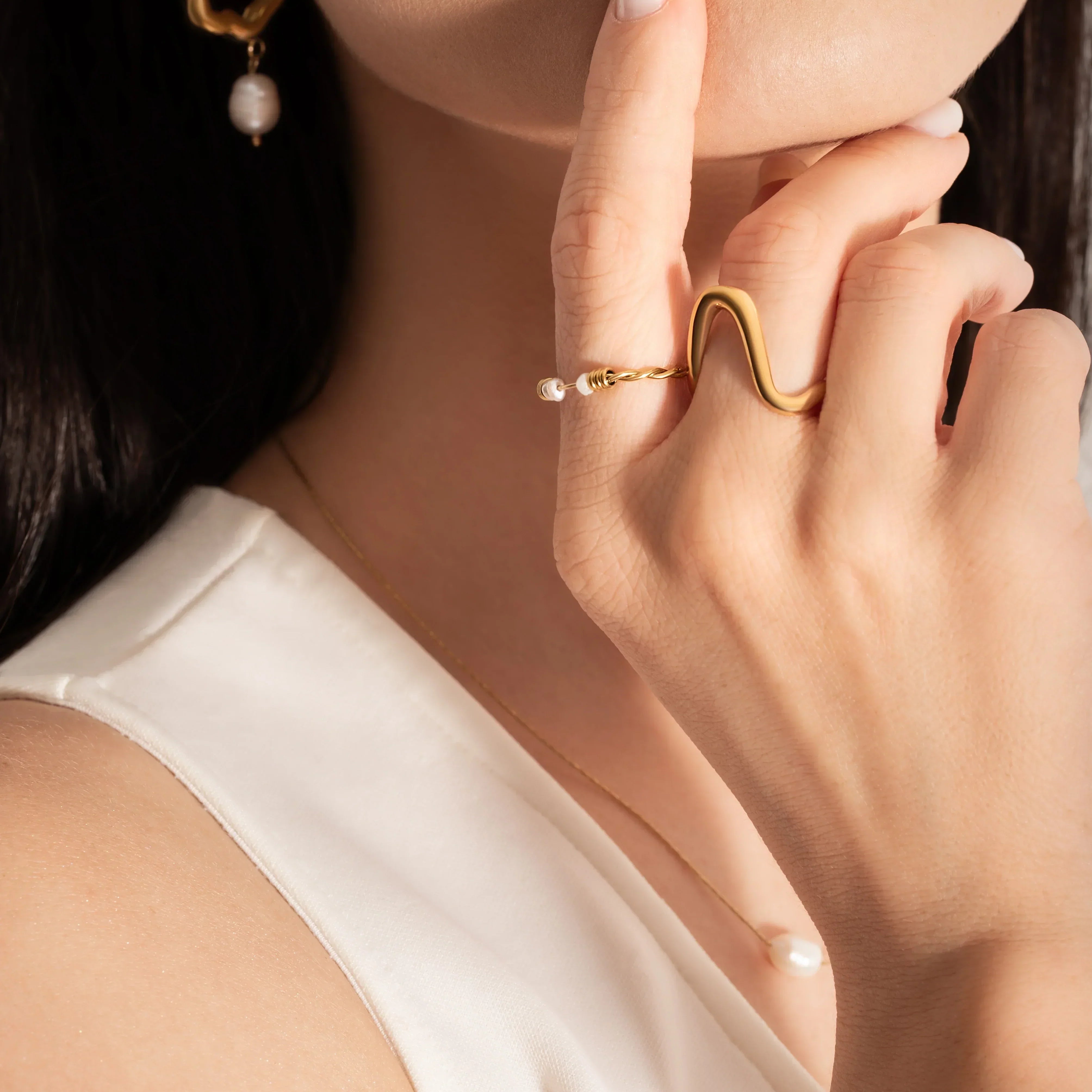 What Finger Should I Wear My Ring On?