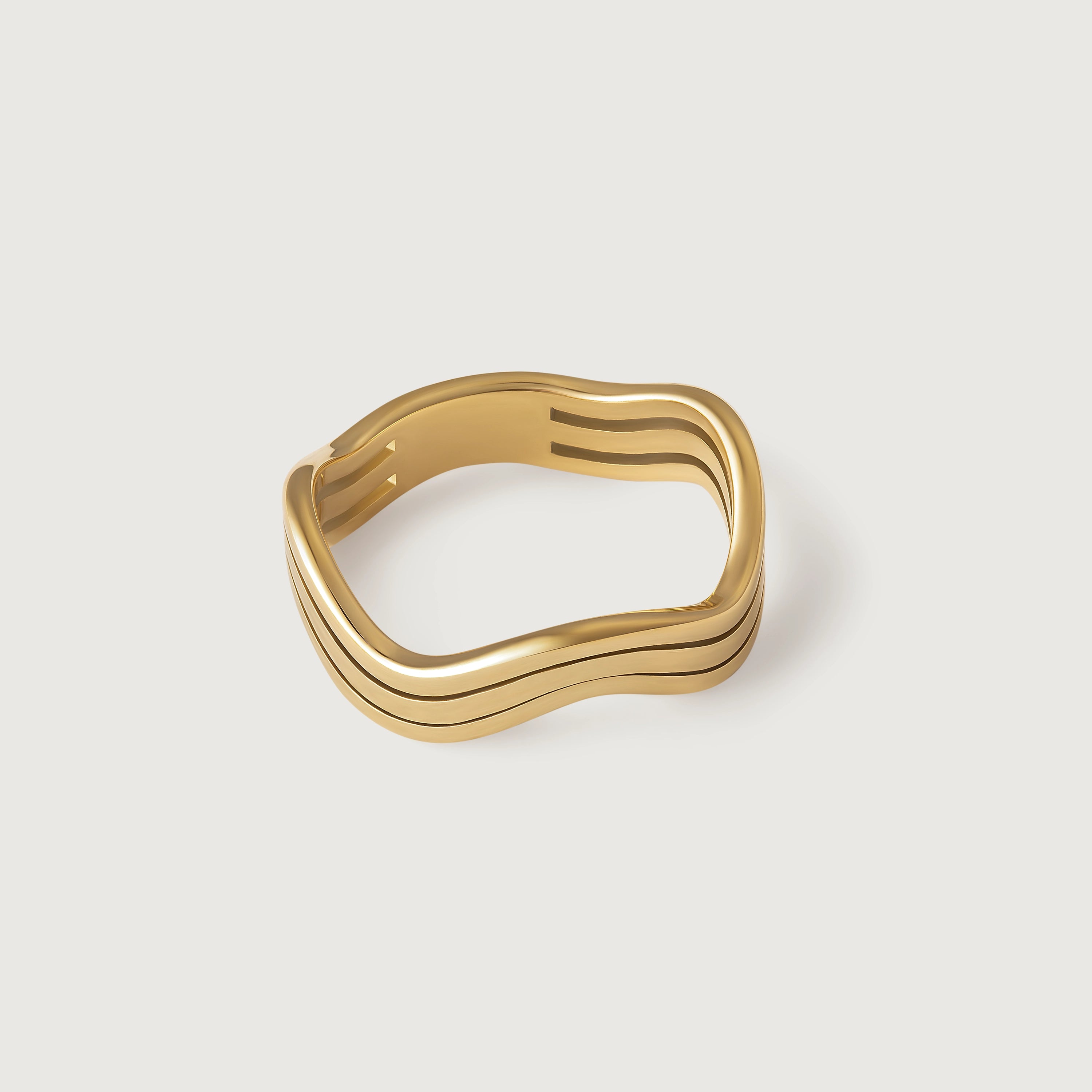 Gold wavy stacking ring - versatile ring for any finger