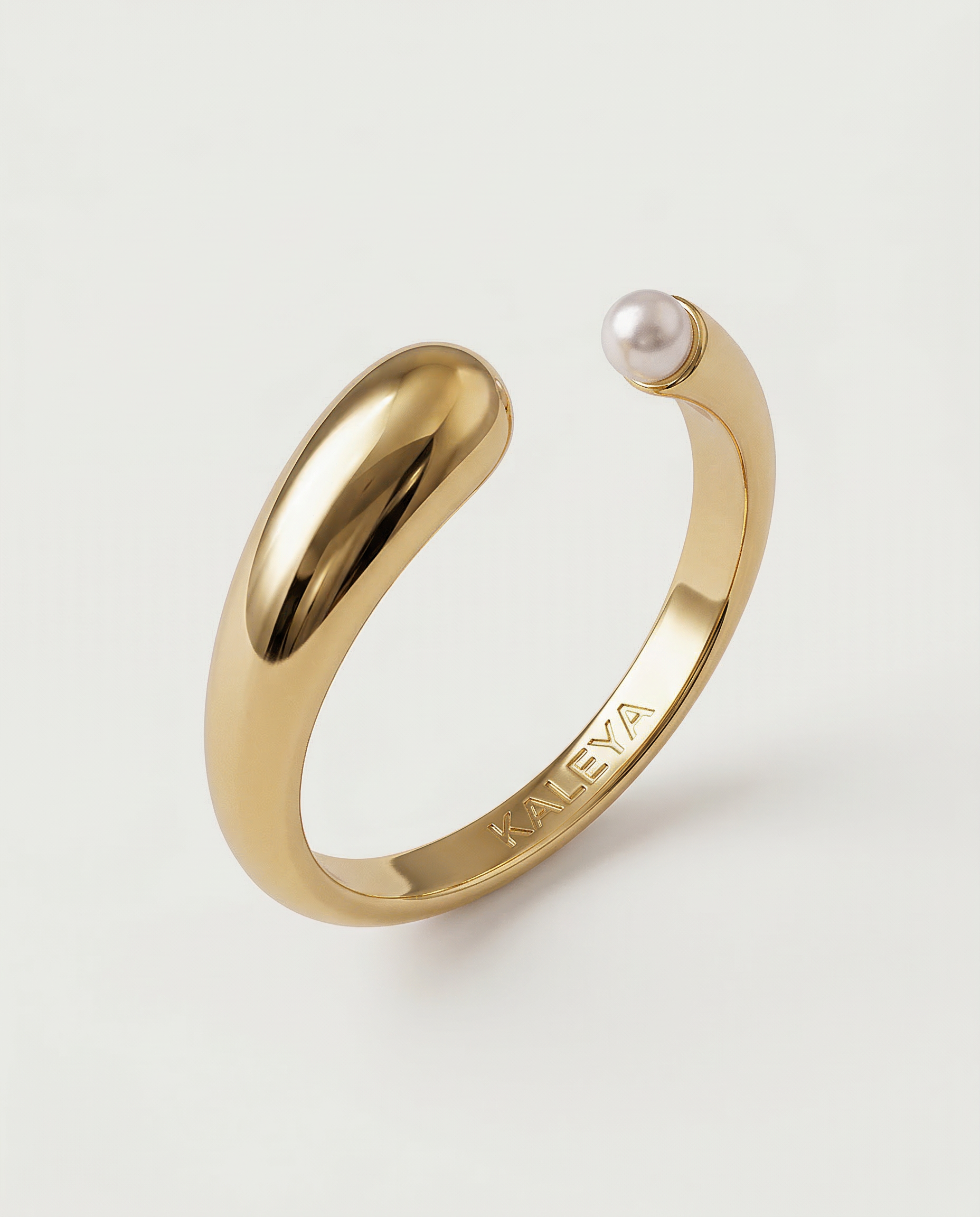 beautiful gold plated ring with small freshwater pearl
