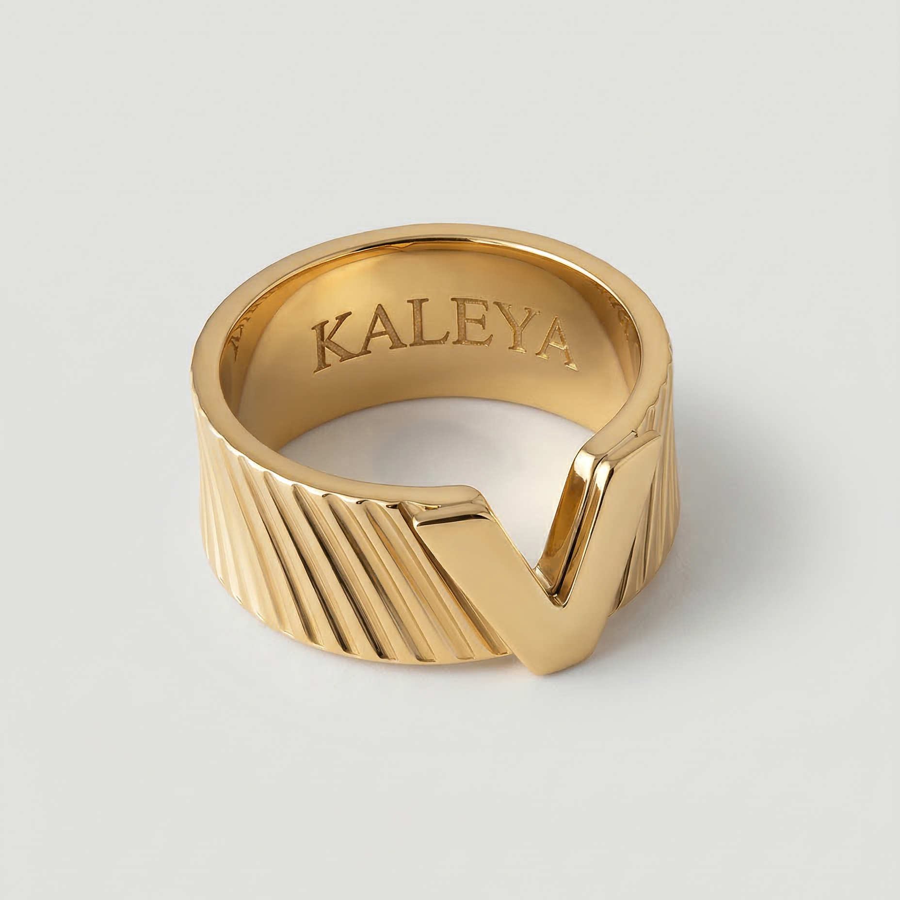 v shape gold plated ring